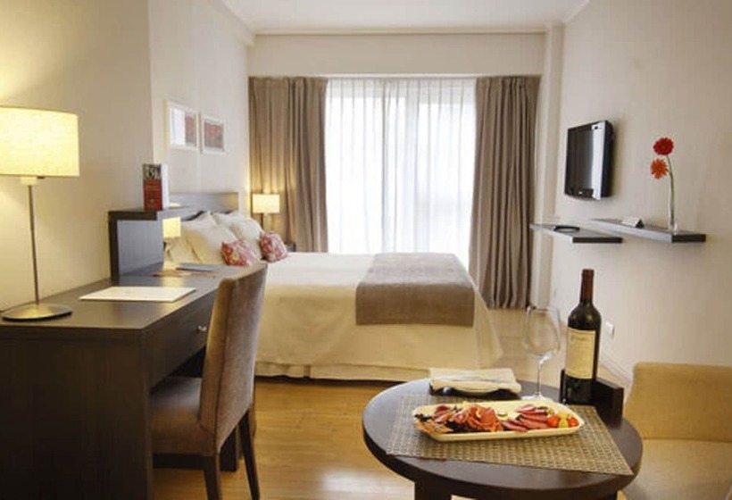 اتاق سوپریور با چشم‌انداز شهر, El Conquistador