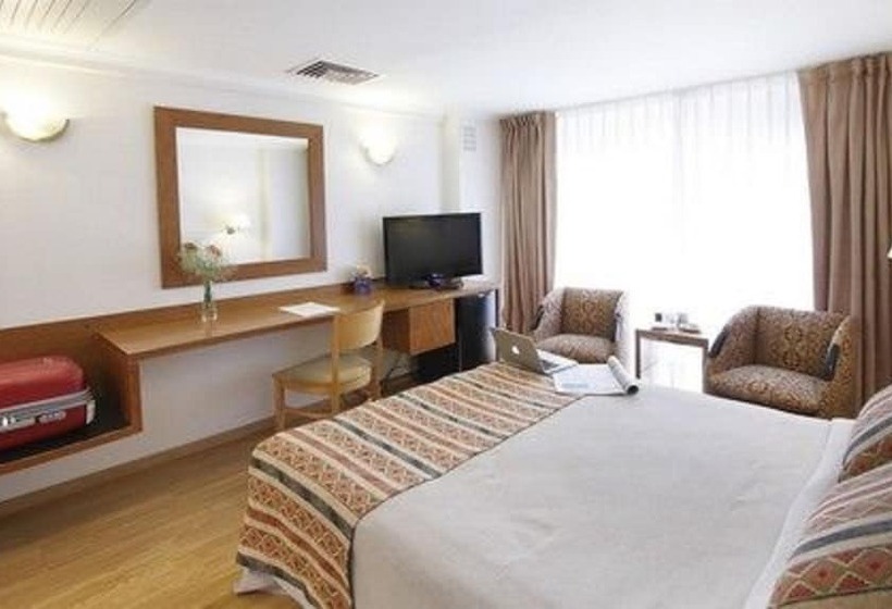 اتاق استاندارد, El Conquistador