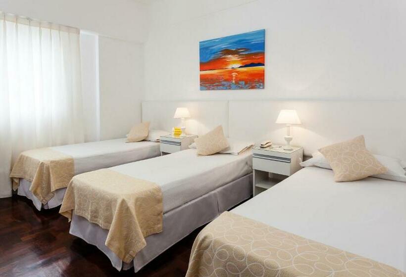 חדר סטנדרט לשלושה, Facon Del Mar