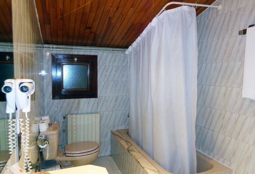 اتاق استاندارد, Festa Brava