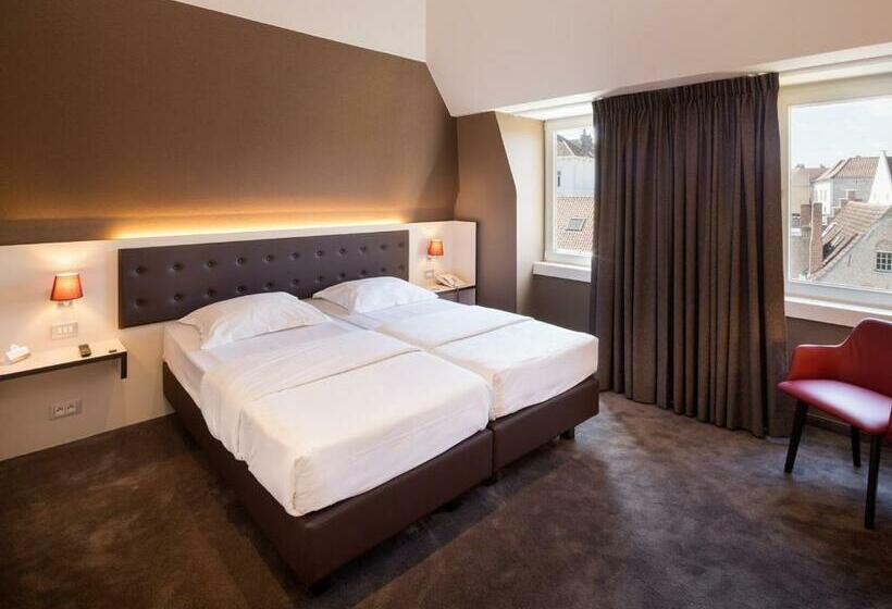 Номер Стандарт, Navarra Brugge