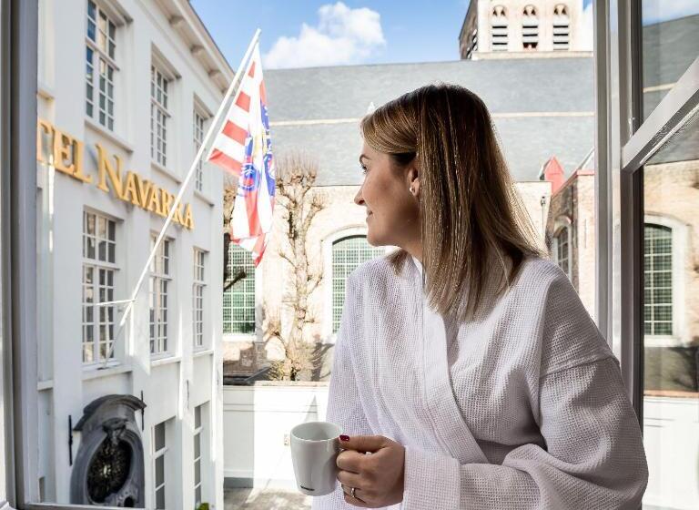 Номер Superior, Navarra Brugge