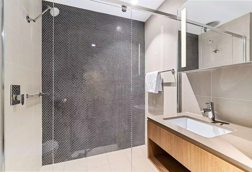 اتاق لوکس, Quality Hotel Parklake Shepparton