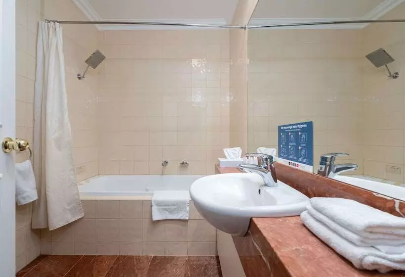 スーペリアールーム, Quality Hotel Parklake Shepparton