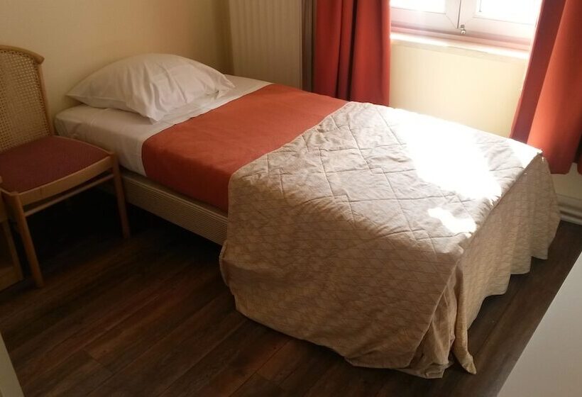 스탠다드 싱글 룸, Queen Mary