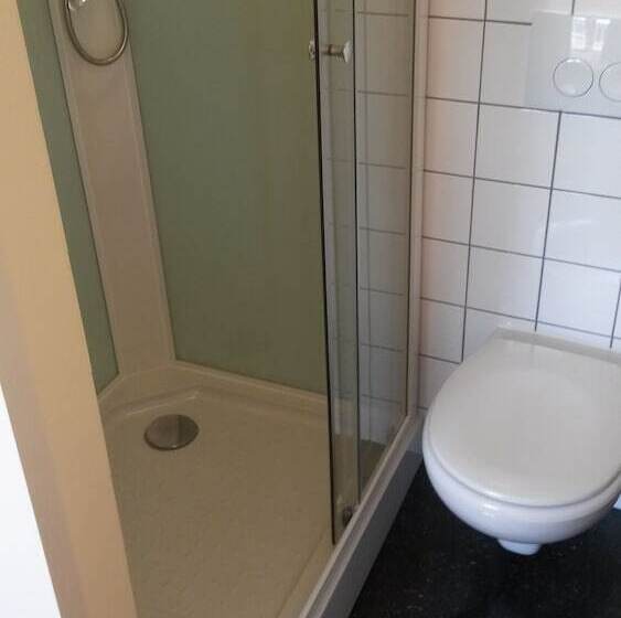 스탠다드 룸, Queen Mary