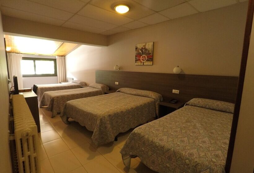 اتاق خانوادگی, Somriu Hotel City M28