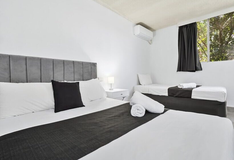 标准间, The Robert Towns