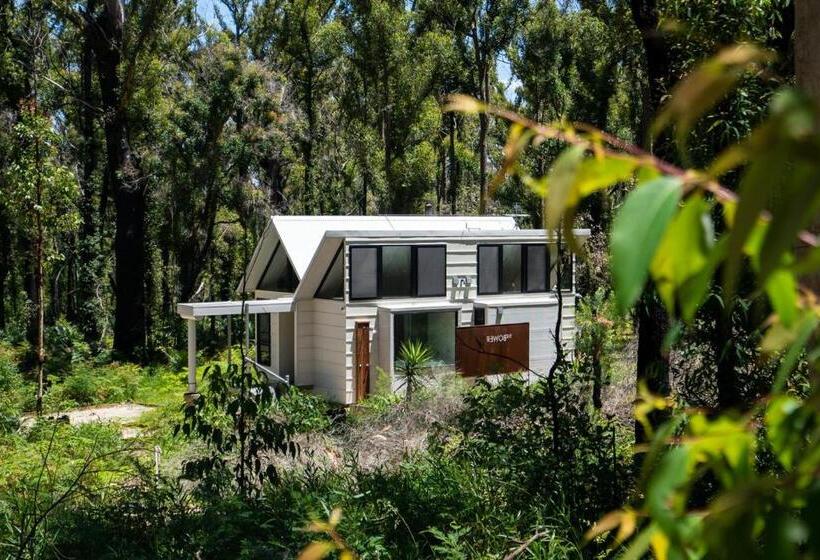 سوئیت با وان آب گرم, The Bower At Broulee