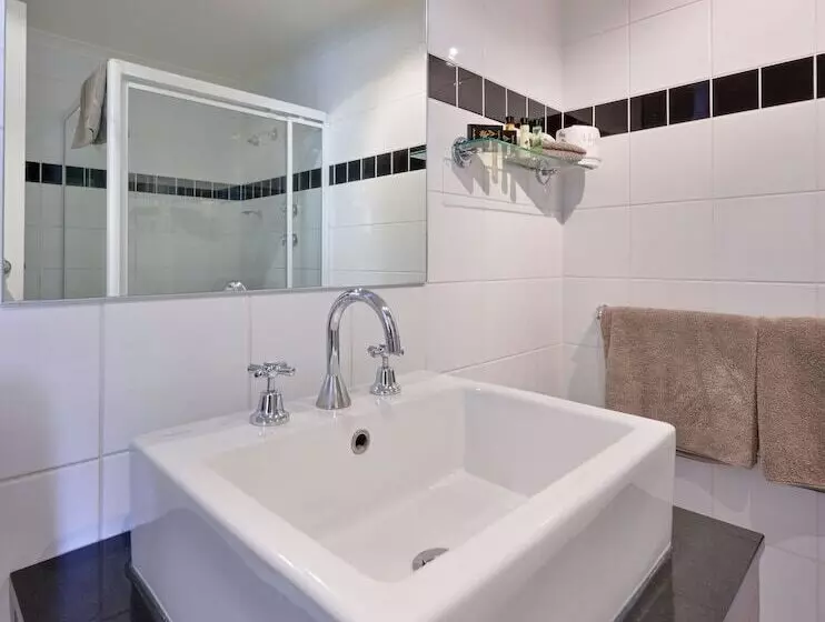 اتاق کلاس بیزنس, Westland Hotel Motel