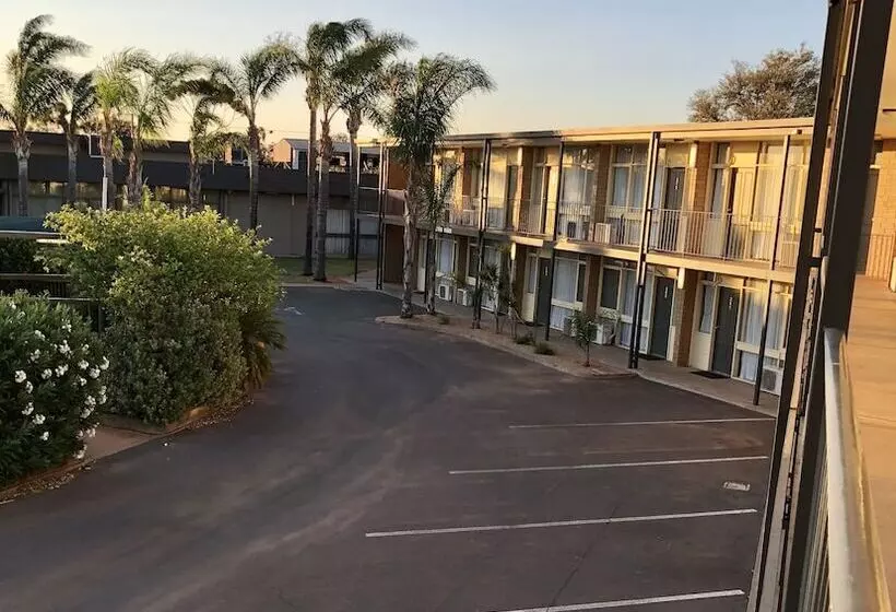 اتاق استاندارد, Westland Hotel Motel