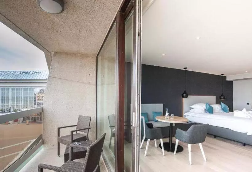 سوییت جونیور با چشمانداز دریا, C Hotels Andromeda