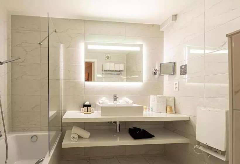اتاق سوپریور خانوادگی, C Hotels Andromeda