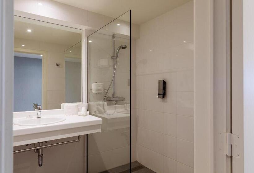 غرفة كومفورت مطلة علي البحر, C Hotels Andromeda