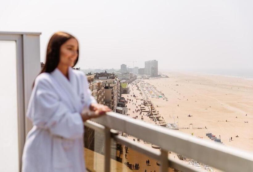 غرفة ديلوكس مطلّة علي البحر مزوَّدة بشُرفة, C Hotels Andromeda