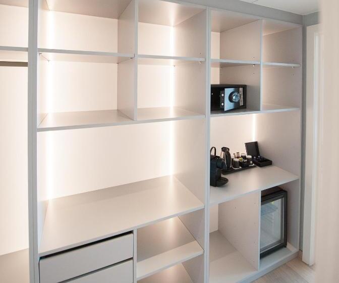 جناح جونيور لذوى الاحتياجات الخاصة, C Hotels Andromeda