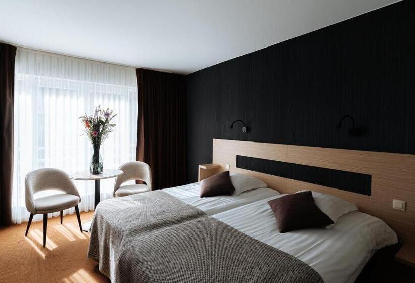 舒适三人间, Cosmopolite Hotel Nieuwpoort Bad