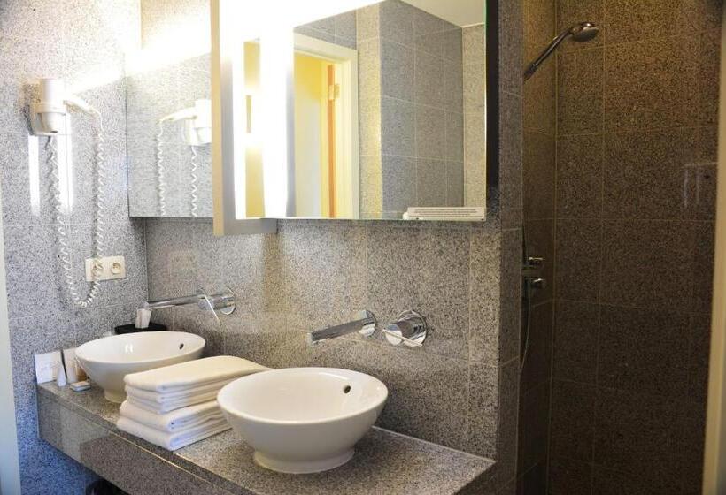 Семейный Номер, Cosmopolite Hotel Nieuwpoort Bad