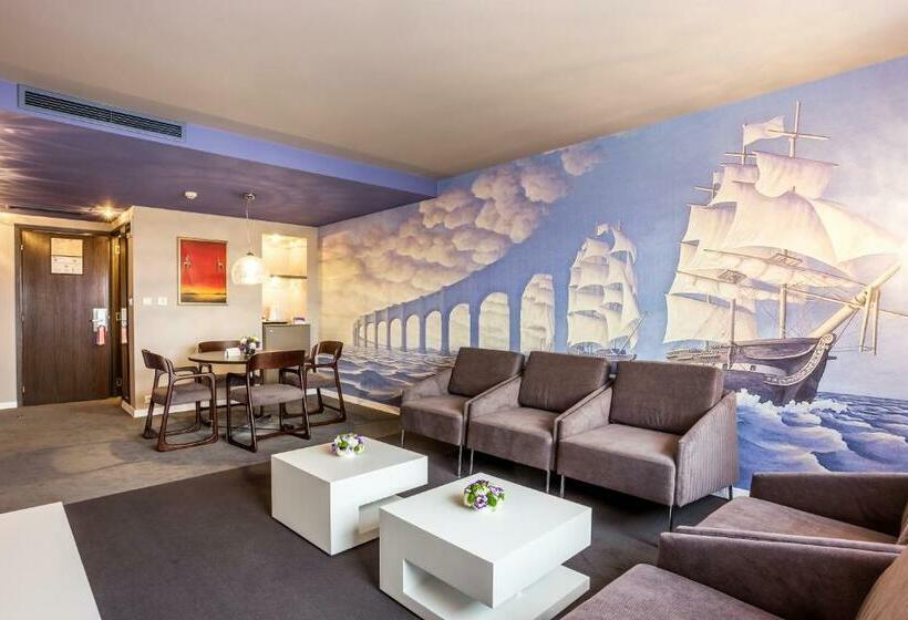 주니어 스위트, Grand Hotel Plovdiv