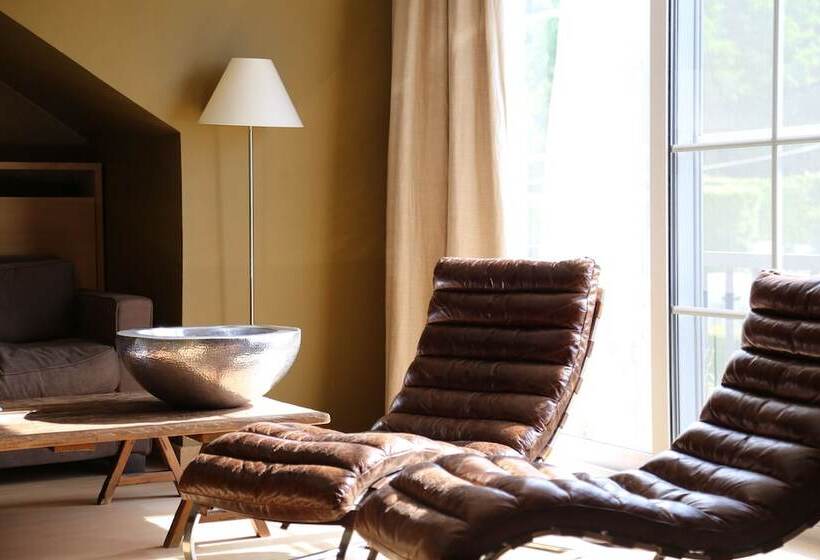 Люкс, Auberge Du Pêcheur