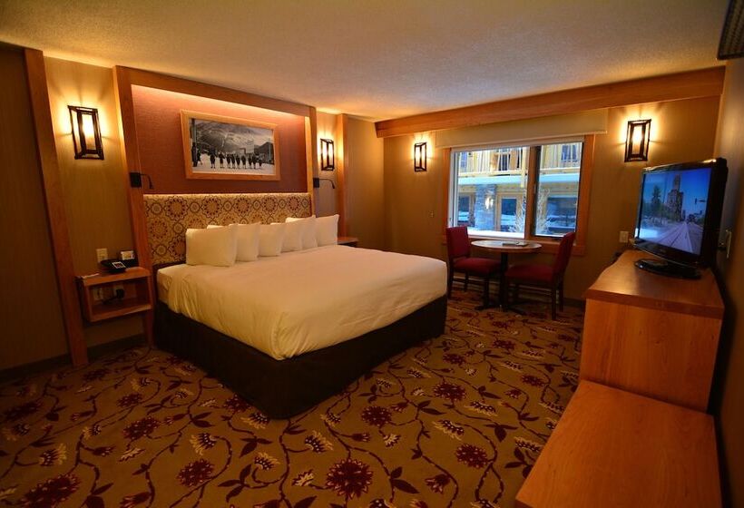 带大床的高级房间, Banff Ptarmigan Inn