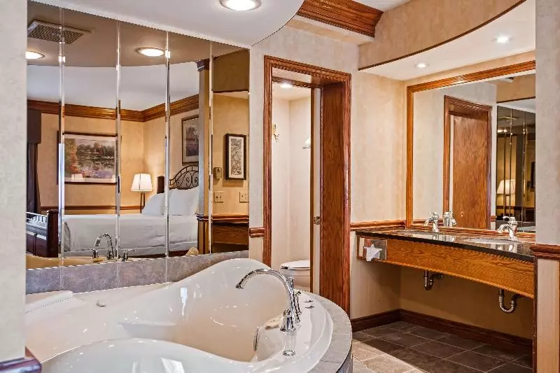 Sviitti King-vuode, Best Western Parkway Inn & Conference Centre