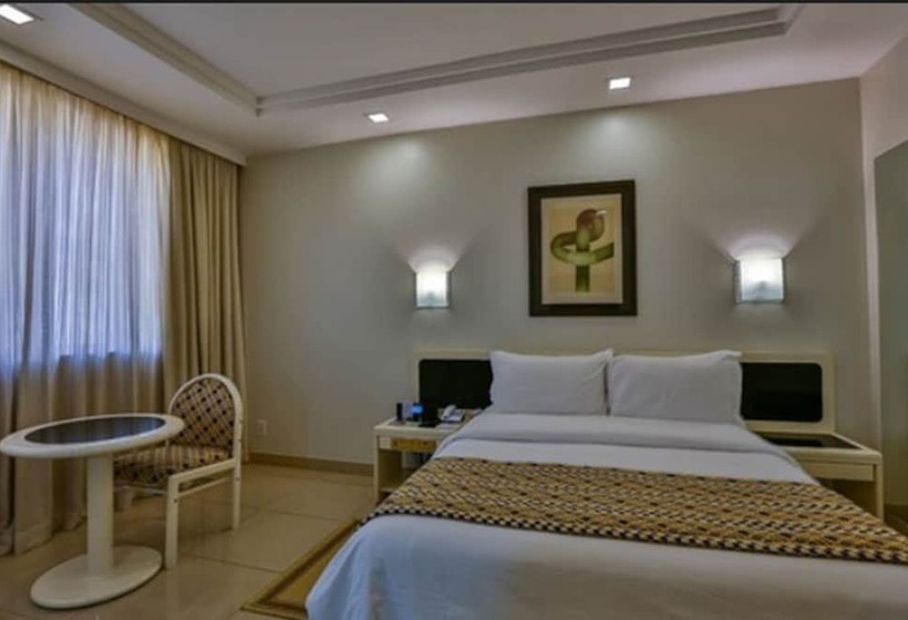 ビジネスルーム, Castro S Park