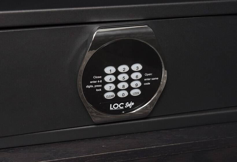 프리미엄 룸, Crowne Plaza Fredericton Lord Beaverbrook, An Ihg