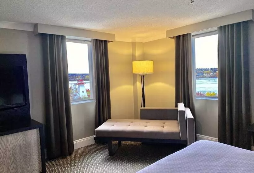 Premium room with river view, Crowne Plaza Fredericton Lord Beaverbrook By Ihg