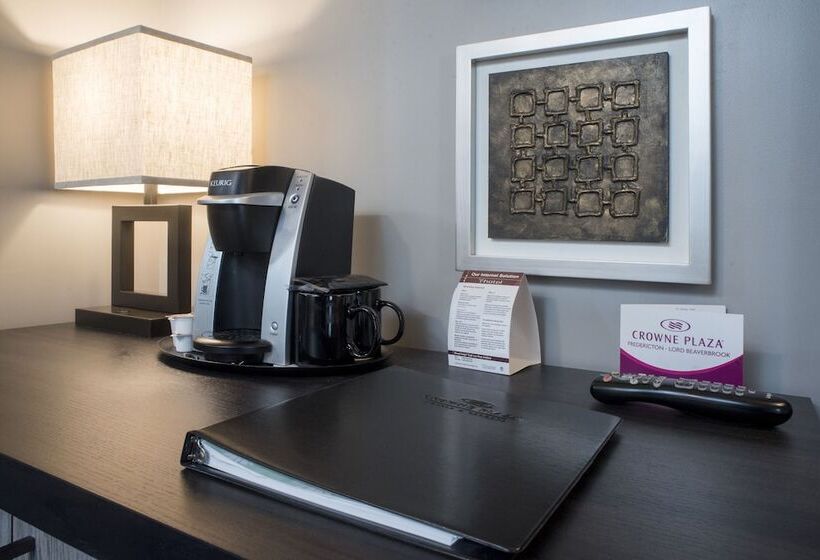 스탠다드 룸, Crowne Plaza Fredericton Lord Beaverbrook, An Ihg