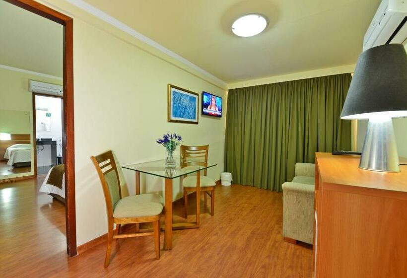 חדר דלוקס, Curi Palace