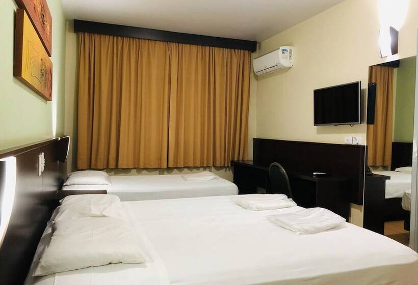 غرفة سوبيريور رباعية, Dom Pedro I Palace