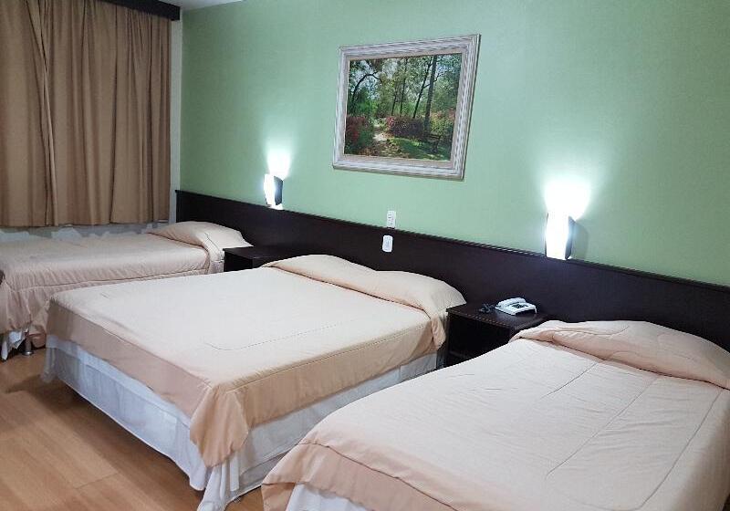 غرفة سوبيريور رباعية, Dom Pedro I Palace