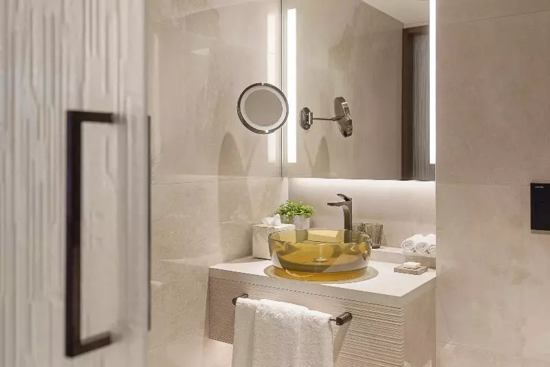 اتاق لوکس با تخت بزرگ, Fairmont Golden Prague