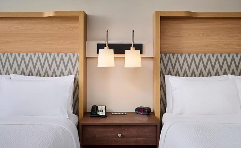 غرفة قياسية, Holiday Inn Burlington Hotel & Conference Centre, An Ihg