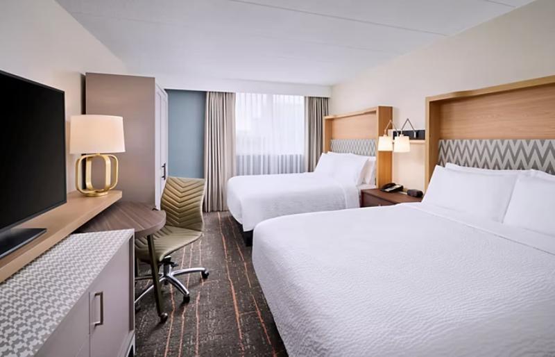 스탠다드 룸, Holiday Inn Burlington Hotel & Conference Centre, An Ihg