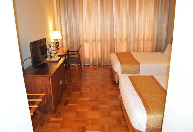 اتاق سوپریور, Inya Lake Hotel Yangon