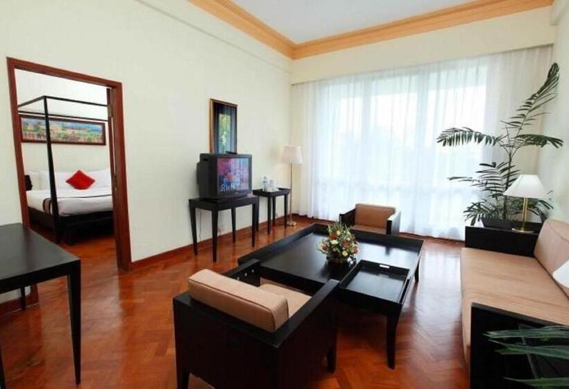 سوییت جونیور, Inya Lake Hotel Yangon