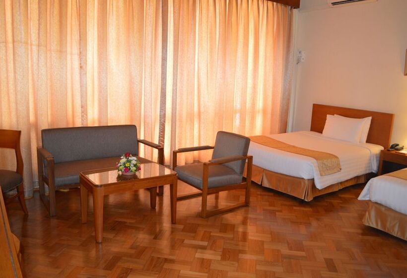 اتاق لوکس, Inya Lake Hotel Yangon
