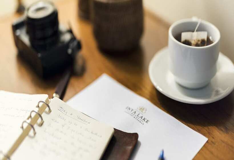 اتاق لوکس, Inya Lake Hotel Yangon