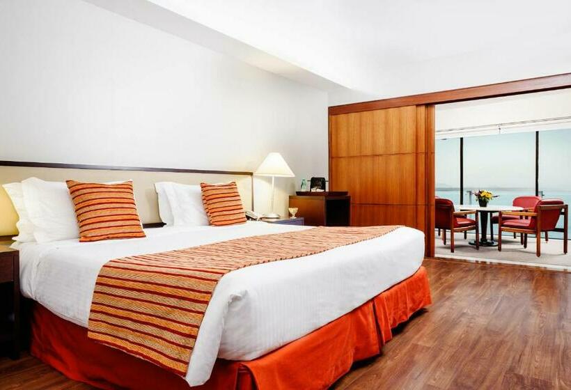 سوییت جونیور با چشم‌انداز دریا, Rio Othon Palace