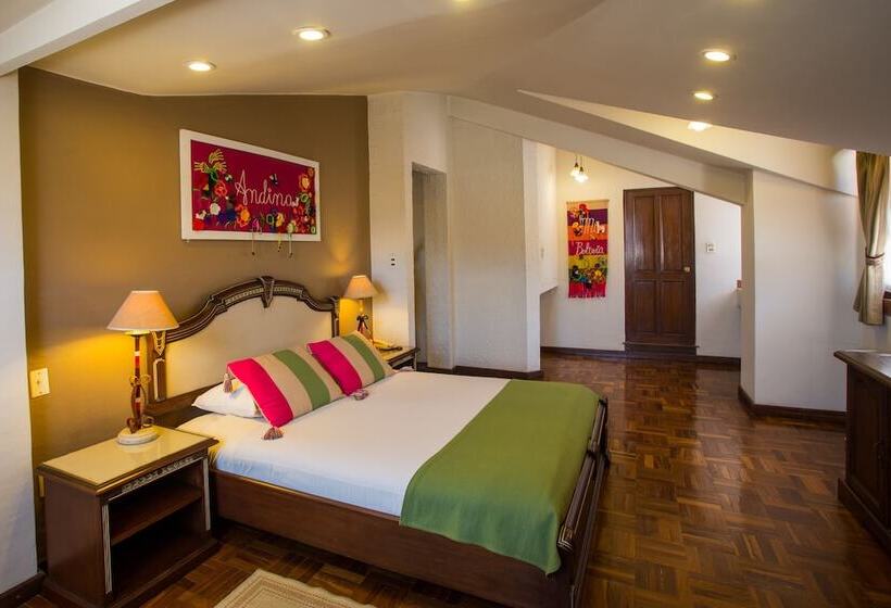 اتاق خانوادگی, Rosario La Paz