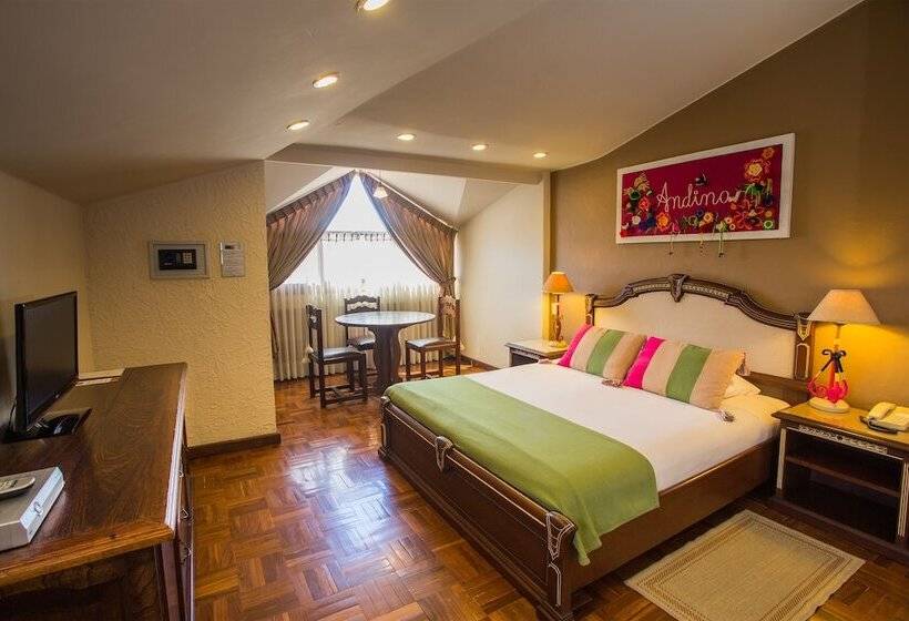 اتاق خانوادگی, Rosario La Paz