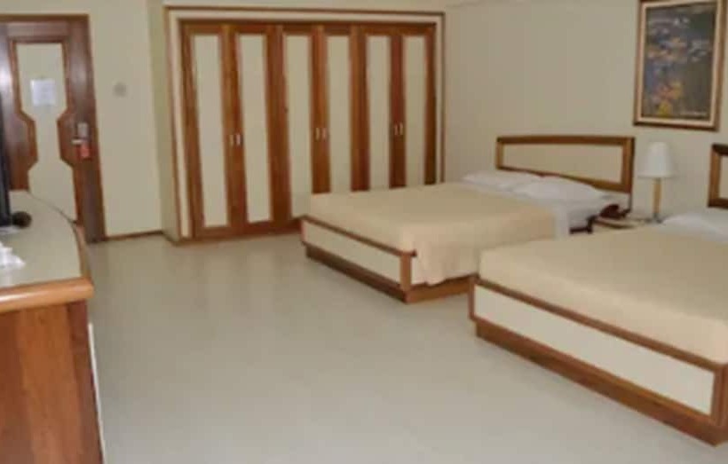 수피리어 룸, Sagres