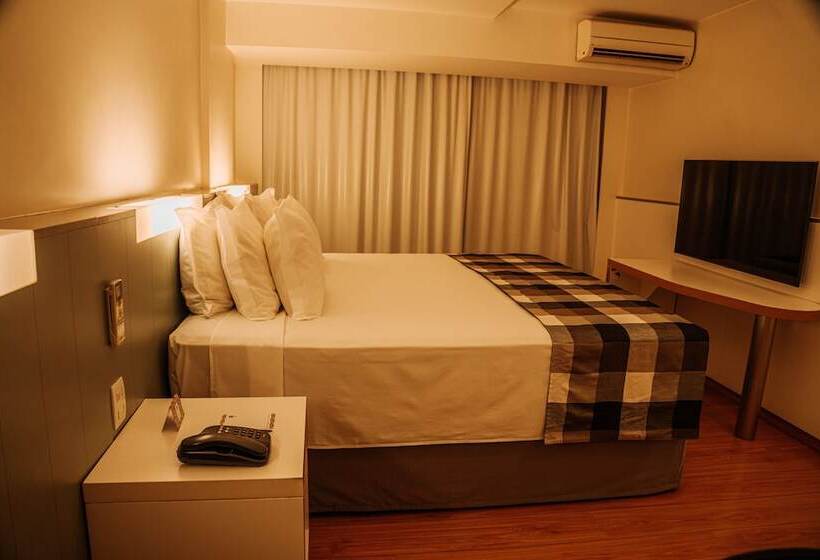 标准间, St Paul Plaza