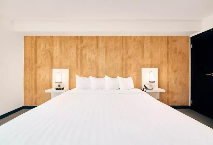 Deluxe-huone King-vuode, Aava Whistler