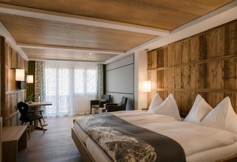 חדר סופריור, Adler Adelboden