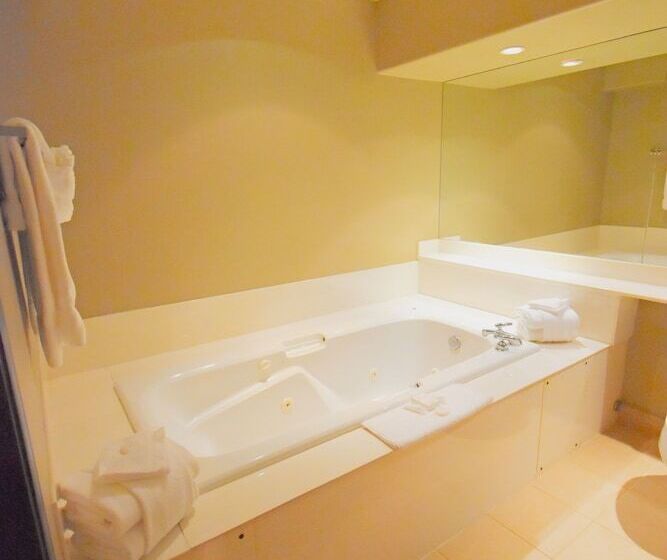 سوییت, Canad Inns Destination Centre Portage La Prairie