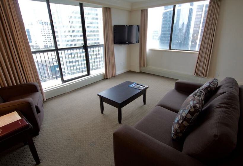 Люкс, Century Plaza