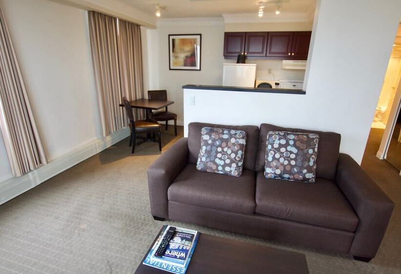 Люкс, Century Plaza